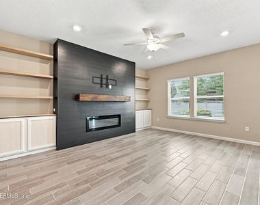 10206 Nala Lane - Photo Thumbnail 3