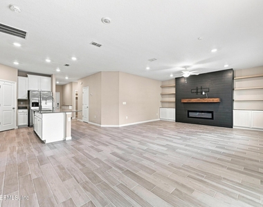 10206 Nala Lane - Photo Thumbnail 4