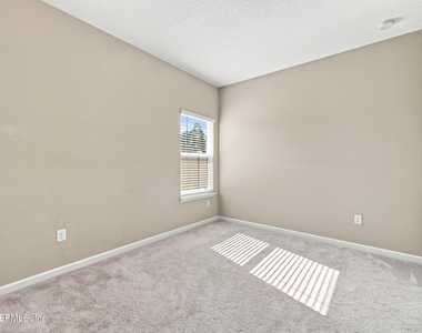 10206 Nala Lane - Photo Thumbnail 11