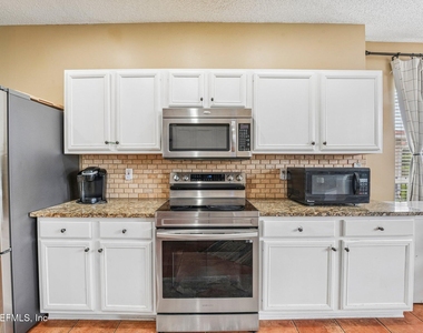 1629 Sandy Springs Drive - Photo Thumbnail 18