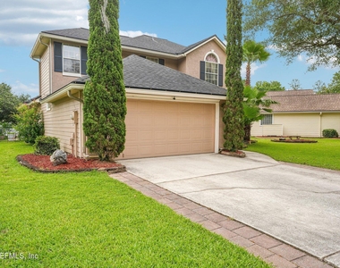 1629 Sandy Springs Drive - Photo Thumbnail 3