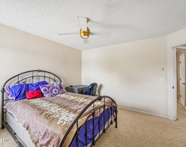 1629 Sandy Springs Drive - Photo Thumbnail 38