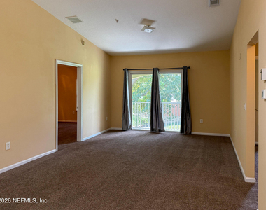 6860 Skaff Avenue - Photo Thumbnail 14