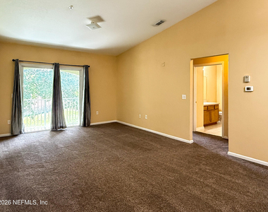 6860 Skaff Avenue - Photo Thumbnail 15