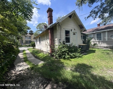 2798 Herschel Street - Photo Thumbnail 21