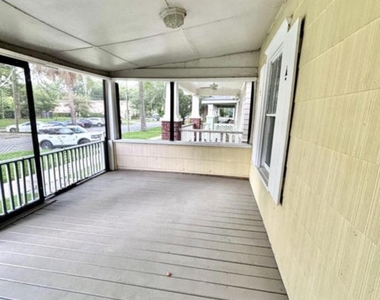2798 Herschel Street - Photo Thumbnail 1