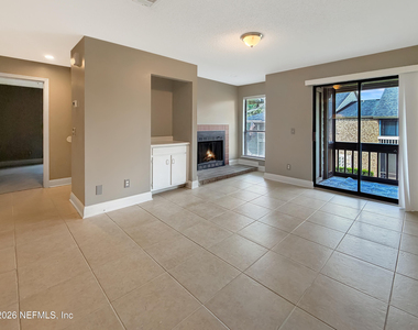 10200 Belle Rive Boulevard - Photo Thumbnail 2