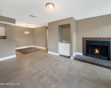 10200 Belle Rive Boulevard - Photo Thumbnail 8