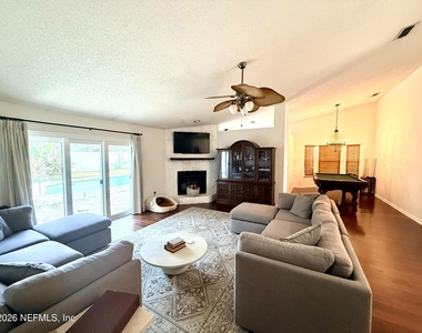 8524 Bitterwood Court - Photo Thumbnail 3