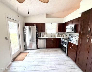 8524 Bitterwood Court - Photo Thumbnail 4