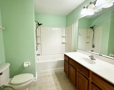 1520 Fieldview Drive - Photo Thumbnail 9