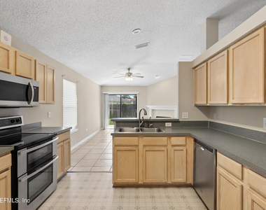 3422 Brahma Bull Court - Photo Thumbnail 11