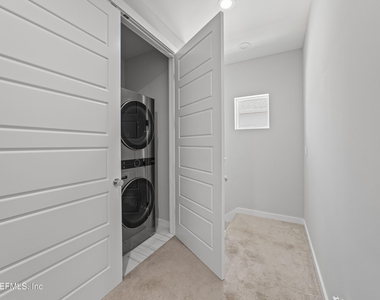 809 7th Avenue S - Photo Thumbnail 22
