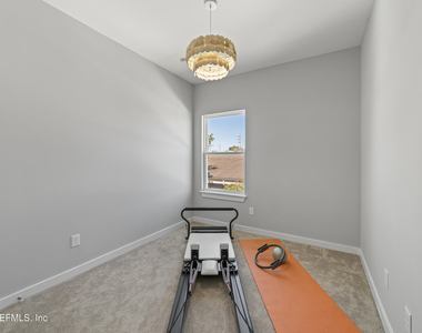 809 7th Avenue S - Photo Thumbnail 21