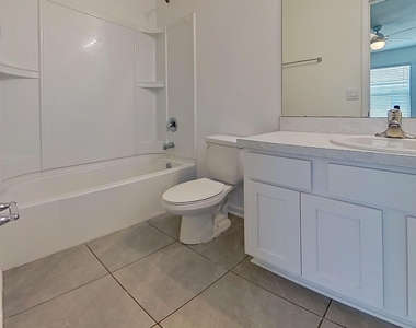 3980 Bay Hawk Court - Photo Thumbnail 10