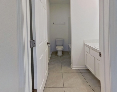 3980 Bay Hawk Court - Photo Thumbnail 13