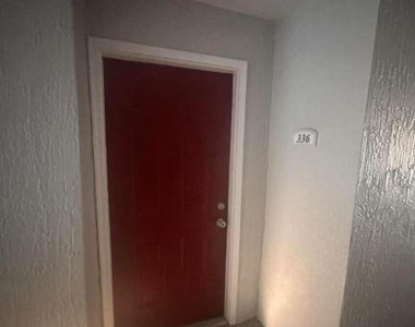 3591 Kernan Boulevard S - Photo Thumbnail 2