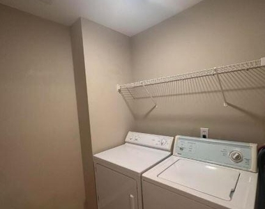 3591 Kernan Boulevard S - Photo Thumbnail 16