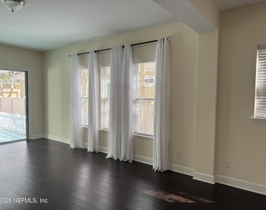 186 Lone Eagle Way - Photo Thumbnail 20