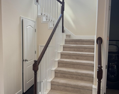 186 Lone Eagle Way - Photo Thumbnail 43
