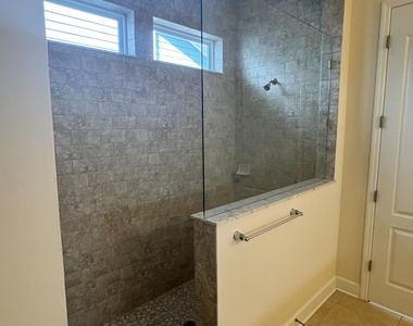 186 Lone Eagle Way - Photo Thumbnail 29