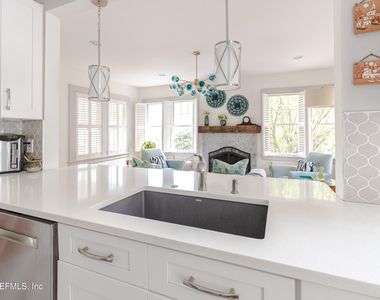 2944 Olga Place - Photo Thumbnail 30