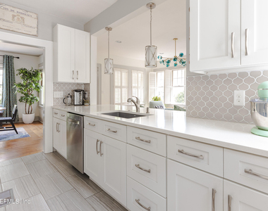 2944 Olga Place - Photo Thumbnail 28
