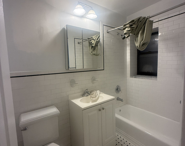 152 East 84th Street - Photo Thumbnail 6