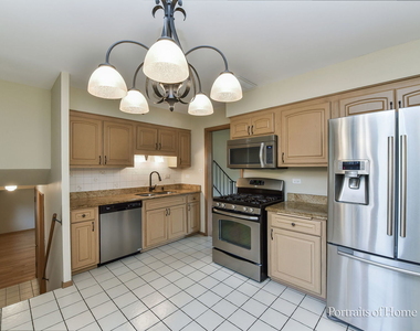 8s122 Washington Street - Photo Thumbnail 7
