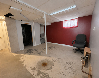 506 Barrett Street - Photo Thumbnail 17