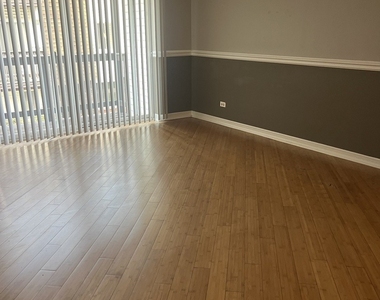10620 Brooks Lane - Photo Thumbnail 5