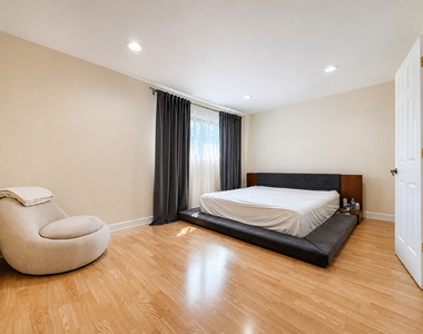495 Crow Lane - Photo Thumbnail 23