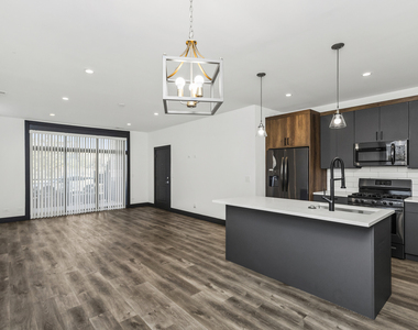 6422 S Drexel Avenue - Photo Thumbnail 3