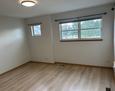 1308 Jenna Drive - Photo Thumbnail 9