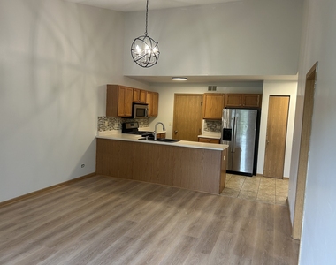 1308 Jenna Drive - Photo Thumbnail 4
