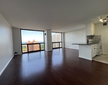 4343 N Clarendon Avenue - Photo Thumbnail 32