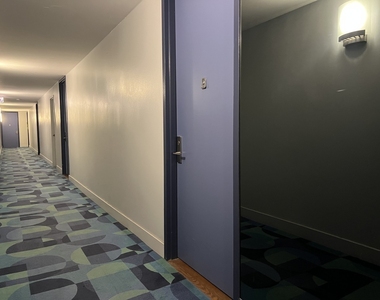 4343 N Clarendon Avenue - Photo Thumbnail 35