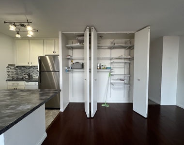 4343 N Clarendon Avenue - Photo Thumbnail 22