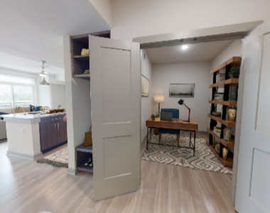 690 E Algonquin Road - Photo Thumbnail 3