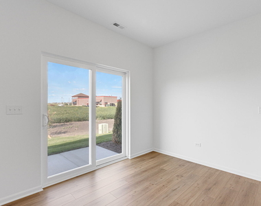 25650 W Wakefield Drive - Photo Thumbnail 6