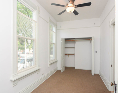 3224 N Racine Avenue - Photo Thumbnail 15