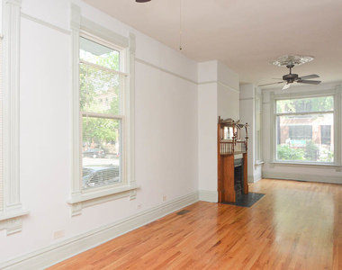 3224 N Racine Avenue - Photo Thumbnail 5