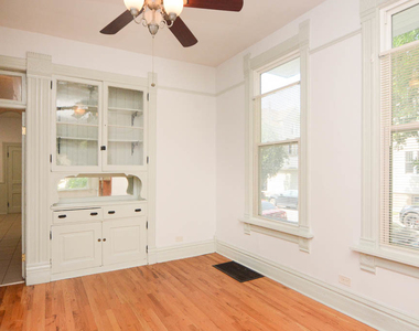 3224 N Racine Avenue - Photo Thumbnail 6