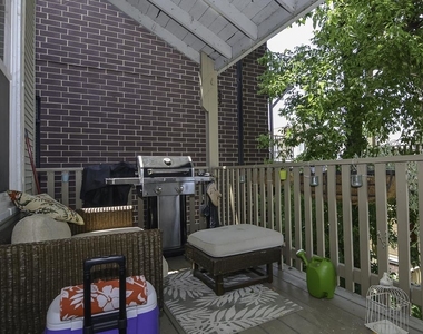 3222 N Racine Avenue - Photo Thumbnail 19