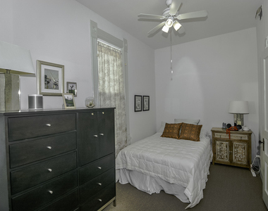 3222 N Racine Avenue - Photo Thumbnail 12