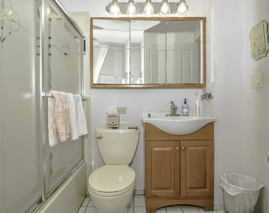 3222 N Racine Avenue - Photo Thumbnail 18