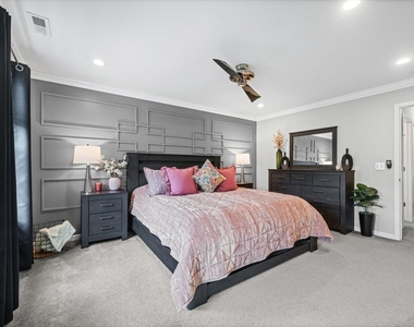300 Lionel Drive - Photo Thumbnail 14