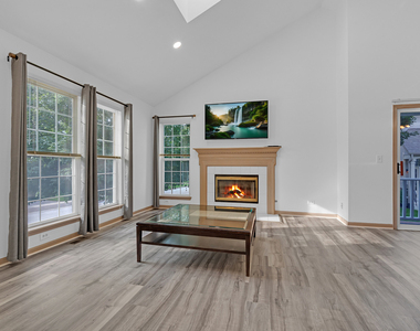 1651 Apple Tree Lane - Photo Thumbnail 6