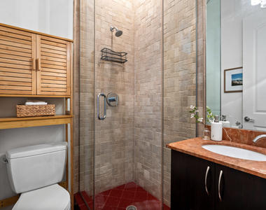 1131 W Addison Street - Photo Thumbnail 15
