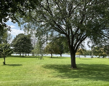 1206 Streamwood Lane - Photo Thumbnail 2